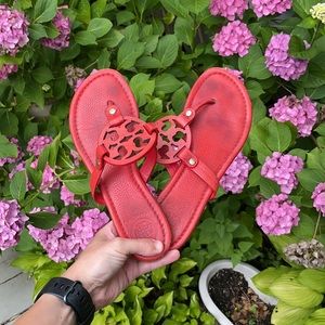 Tory Burch red sandals flip flops size 6